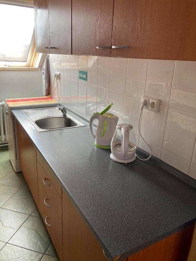 Ubytovani Na Spejcharu, Zelevcice Slany Exterior photo